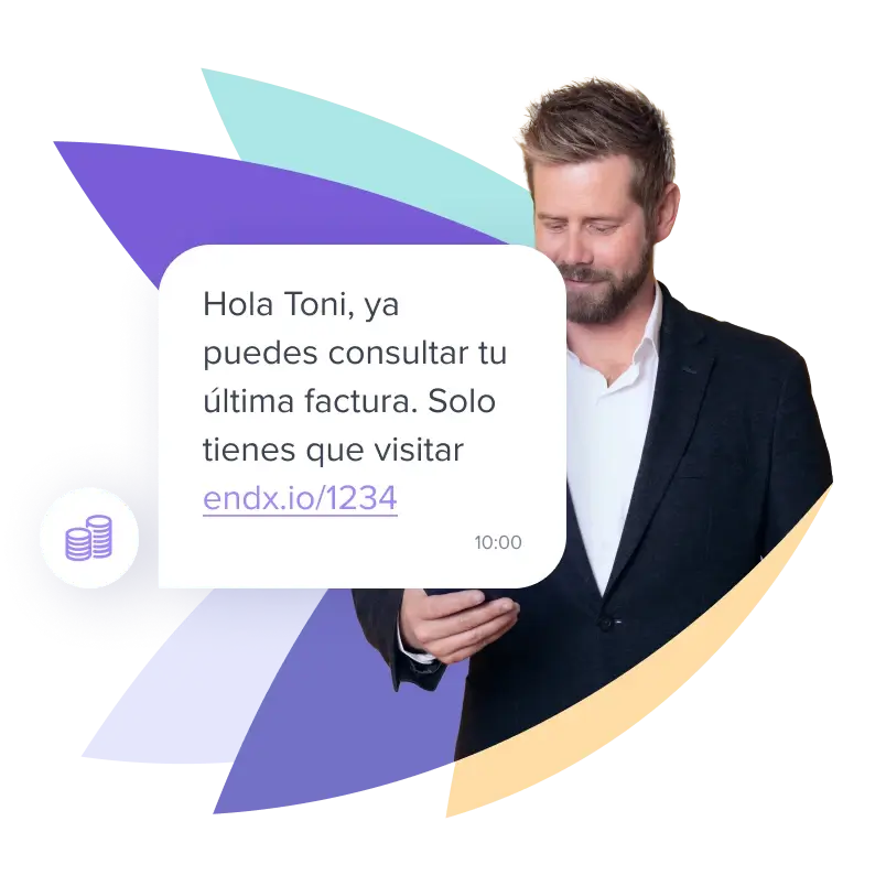 Hombre recibe un SMS automático